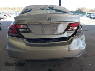 2013 Honda Civic LX z VIN 19XFB2F5XDE243749, wystawiony jako IAAI lot #41252330 z przebiegiem 85 879 mil mil oraz . Historia ofert i sprzedaży dostępna na DreamBid. Obrazek 17.