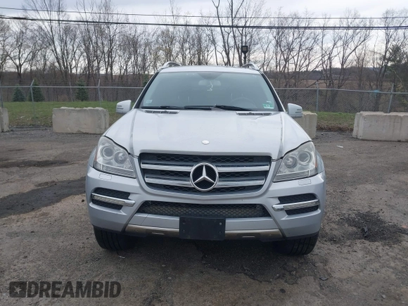 2012 Mercedes-Benz GL 450 z VIN 4JGBF7BE3CA765156, wystawiony jako IAAI lot #42035869 z przebiegiem 208 281 mil mil oraz . Historia ofert i sprzedaży dostępna na DreamBid. Obrazek 12.