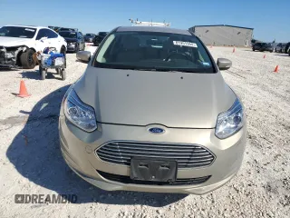 2015 Ford Focus Electric с VIN 1FADP3R4XFL293567, выставлен на аукционе Copart как лот 81951594 с пробегом 54 993 миль миль и Чистый • Clean title. История ставок и продаж доступна на DreamBid. Изображение 5.