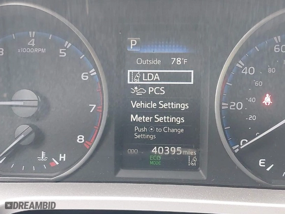 2018 Toyota RAV4 LE with VIN JTMBFREV3JJ225685, listed as a IAAI auction lot 39857350 with 40,395 mi miles. Bid and sale history available at carsss.com. Image 15.