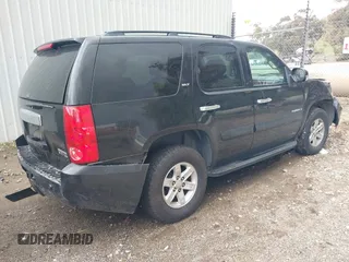 2008 GMC Yukon SLT 4SB with VIN 1GKFC13J18R118629, listed as a IAAI auction lot 41798020 with 215,760 mi miles and . Bid and sale history available at DreamBid. Image 4.