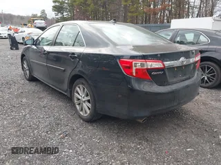 2014 Toyota Camry SE with VIN 4T1BK1FK6EU544726, listed as a IAAI auction lot 41630731 with 108,072 mi miles. Bid and sale history available at carsss.com. Image 3.