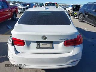 2016 BMW 3 Series 320i with VIN WBA8A9C58GK618335, listed as a IAAI auction lot 41241920 with 1 mi miles. Bid and sale history available at carsss.com. Image 16.