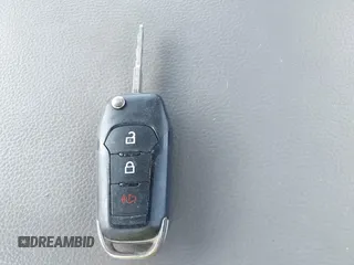 2017 Ford F-150 XL с VIN 1FTMF1C88HFA30489, выставлен на аукционе IAAI как лот 42481244 с пробегом 225 026 миль миль и . История ставок и продаж доступна на DreamBid. Изображение 11.