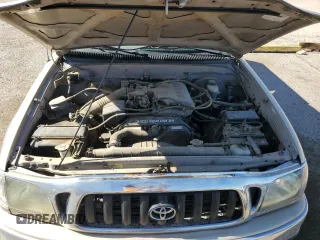 2002 Toyota Tacoma z VIN 5TEWN72N62Z899270, wystawiony jako Copart lot #54070605 z przebiegiem 243 516 mil mil oraz Czysty tytuł • Clean title. Historia ofert i sprzedaży dostępna na DreamBid. Obrazek 11.