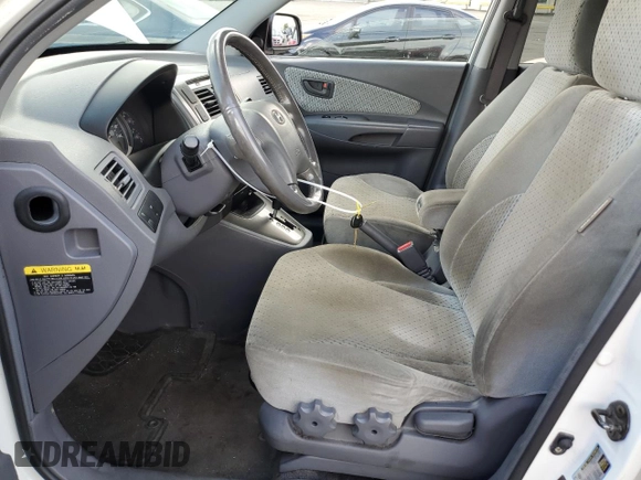 2005 Hyundai Tucson GLS with VIN KM8JN12D15U068721, listed as a Copart auction lot 80925064 with 105,854 mi miles and Clean Title. Bid and sale history available at carsss.com. Image 7.