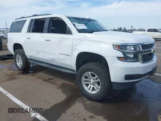 2017 Chevrolet Suburban LT with VIN 1GNSKHKC3HR165743, listed as a IAAI auction lot 41733698 with 98,360 mi miles. Bid and sale history available at carsss.com. Image 1.