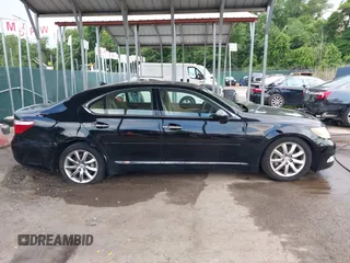2009 Lexus LS 460 с VIN JTHCL46F495001545, выставлен на аукционе IAAI как лот 42578389 с пробегом 144 432 миль миль и . История ставок и продаж доступна на DreamBid. Изображение 13.