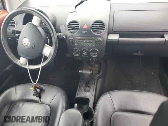 2010 Volkswagen Beetle with VIN 3VWRW3AG8AM032953, listed as a Copart auction lot 77869254 with Not provided miles and Clean title. Bid and sale history available at DreamBid. Image 8.