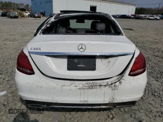 2018 Mercedes-Benz C 300 with VIN 55SWF4JB4JU264050, listed as a Copart auction lot 48200895 with Not provided miles and Salvage title. Bid and sale history available at DreamBid. Image 6.
