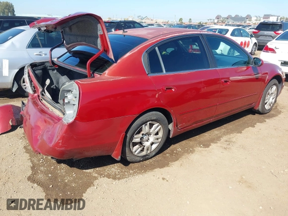 2005 Nissan Altima 2.5 S with VIN 1N4AL11D75N405954, listed as a IAAI auction lot 41643379 with 228,084 mi miles. Bid and sale history available at carsss.com. Image 4.