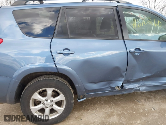 2011 Toyota RAV4 Ltd with VIN 2T3DK4DVXBW059371, listed as a IAAI auction lot 41870260 with 180,098 mi miles. Bid and sale history available at carsss.com. Image 6.