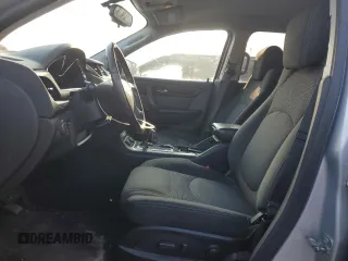 2016 Chevrolet Traverse LT with VIN 1GNKVGKD4GJ284747, listed as a Copart auction lot 52761015 with 103,010 mi miles and Clean Title. Bid and sale history available at DreamBid. Image 7.