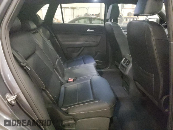 2021 Volkswagen Atlas SEL with VIN 1V2BE2CA1MC220695, listed as a Copart auction lot 55622425 with 48,636 mi miles and Salvage title. Bid and sale history available at DreamBid. Image 11.