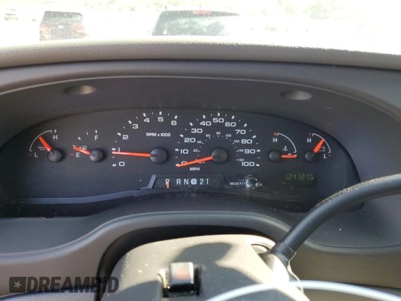 2008 Ford Econoline Passenger XL with VIN 1FMNE11L48DA51670, listed as a Copart auction lot 77653154 with 124,127 mi miles and Salvage title. Bid and sale history available at DreamBid. Image 9.