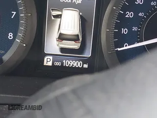 2018 Toyota Sienna LE Auto Access Seat with VIN 5TDKZ3DC6JS904910, listed as a IAAI auction lot 41138869 with 109,900 mi miles and . Bid and sale history available at DreamBid. Image 16.