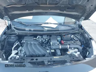 2016 Nissan Versa S z VIN 3N1CN7AP9GL843892, wystawiony jako IAAI lot #41727069 z przebiegiem 130 035 mil mil oraz . Historia ofert i sprzedaży dostępna na DreamBid. Obrazek 10.