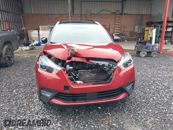 2020 Nissan Kicks SR with VIN 3N1CP5DV4LL565762, listed as a IAAI auction lot 40889527 with 98,722 mi miles. Bid and sale history available at carsss.com. Image 12.