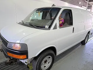 2018 Chevrolet Express Cargo with VIN 1GCWGAFP8J1342579, listed as a IAAI auction lot 42708229 with 125,604 mi miles and . Bid and sale history available at DreamBid. Image 26.