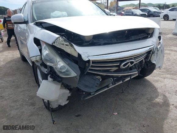 2012 Infiniti FX35 with VIN JN8AS1MU5CM120864, listed as a IAAI auction lot 41835018 with NaN miles. Bid and sale history available at carsss.com. Image 17.