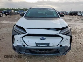 2024 Subaru Solterra Premium z VIN JTMABABA4RA063314, wystawiony jako Copart lot #59511835 z przebiegiem 871 mil mil oraz Szkoda całkowita • Salvage title. Historia ofert i sprzedaży dostępna na DreamBid. Obrazek 5.