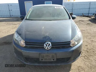2013 Volkswagen Golf w/Conv z VIN WVWDB7AJ7DW024682, wystawiony jako Copart lot #48399545 z przebiegiem 103 935 mil mil oraz Czysty tytuł • Clean title. Historia ofert i sprzedaży dostępna na DreamBid. Obrazek 5.