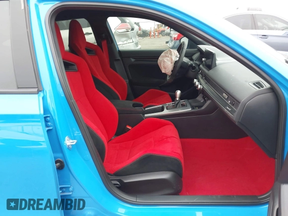 2024 Honda Civic Type R z VIN JHMFL5G44RX002487, wystawiony jako IAAI lot #41053656 z przebiegiem 8 672 mil mil oraz . Historia ofert i sprzedaży dostępna na DreamBid. Obrazek 5.