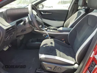 2023 Kia EV6 GT-Line z VIN KNDC4DLC9P5114218, wystawiony jako Copart lot #60671785 z przebiegiem 15 297 mil mil oraz Szkoda całkowita • Salvage title. Historia ofert i sprzedaży dostępna na DreamBid. Obrazek 7.