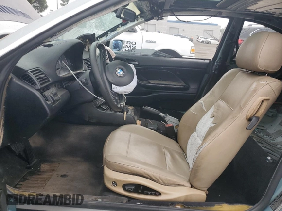 2002 BMW 3 Series 330Ci with VIN WBABN534X2PH01001, listed as a Copart auction lot 75676414 with Not Provided miles and Salvage Title. Bid and sale history available at DreamBid. Image 7.