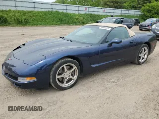 2000 Chevrolet Corvette z VIN 1G1YY32G3Y5127730, wystawiony jako Copart lot #58550675 z przebiegiem 65 870 mil mil oraz Czysty tytuł • Clean title. Historia ofert i sprzedaży dostępna na DreamBid. Obrazek 1.