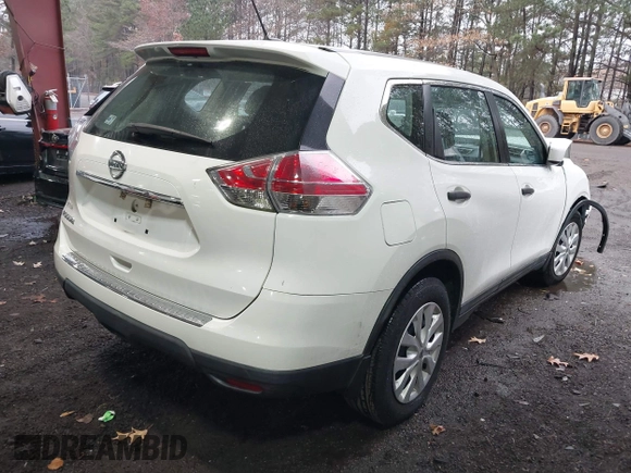 2016 Nissan Rogue SV with VIN 5N1AT2MT9GC899988, listed as a IAAI auction lot 41064018 with 87,424 mi miles. Bid and sale history available at carsss.com. Image 4.