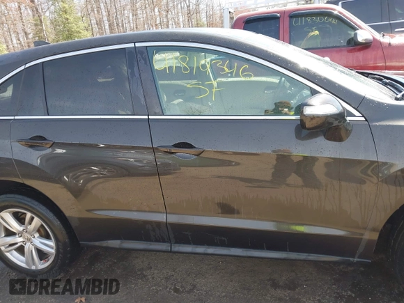 2015 Acura RDX Tech Pkg with VIN 5J8TB4H57FL010760, listed as a IAAI auction lot 41819346 with 107,178 mi miles. Bid and sale history available at carsss.com. Image 13.