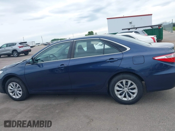 2017 Toyota Camry XLE with VIN 4T1BF1FK0HU701093, listed as a IAAI auction lot 42347800 with 165,725 mi miles and . Bid and sale history available at DreamBid. Image 14.