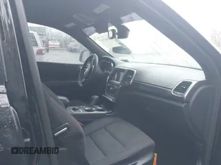2019 Jeep Grand Cherokee Altitude with VIN 1C4RJFAG7KC843150, listed as a IAAI auction lot 41463925 with 85,332 mi miles and . Bid and sale history available at DreamBid. Image 5.