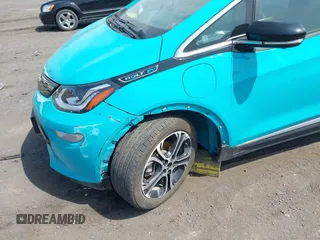 2020 Chevrolet Bolt EV Premier z VIN 1G1FZ6S05L4114842, wystawiony jako IAAI lot #42157277 z przebiegiem 57 705 mil mil oraz . Historia ofert i sprzedaży dostępna na DreamBid. Obrazek 6.