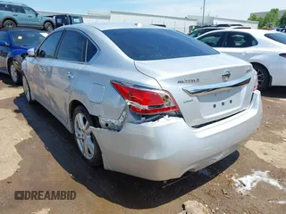 2013 Nissan Altima SL with VIN 1N4BL3AP5DN408974, listed as a IAAI auction lot 42512707 with 199,300 mi miles and . Bid and sale history available at DreamBid. Image 3.
