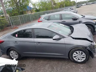 2020 Hyundai Elantra SE z VIN 5NPD74LF1LH498494, wystawiony jako IAAI lot #42238599 z przebiegiem 40 928 mil mil oraz . Historia ofert i sprzedaży dostępna na DreamBid. Obrazek 14.