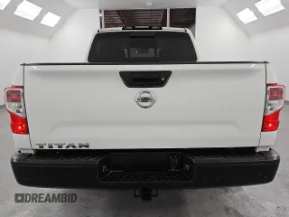2022 Nissan Titan SV with VIN 1N6AA1EE5NN101277, listed as a Copart auction lot 88662965 with 39,179 mi miles and Clean title. Bid and sale history available at DreamBid. Image 6.