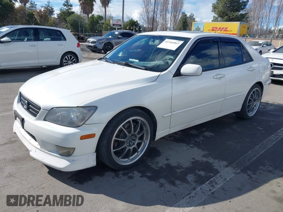 2004 Lexus IS 300/350 with VIN JTHBD192640086023, listed as a IAAI auction lot 41546062 with 254,230 mi miles and . Bid and sale history available at carsss.com. Image 2.