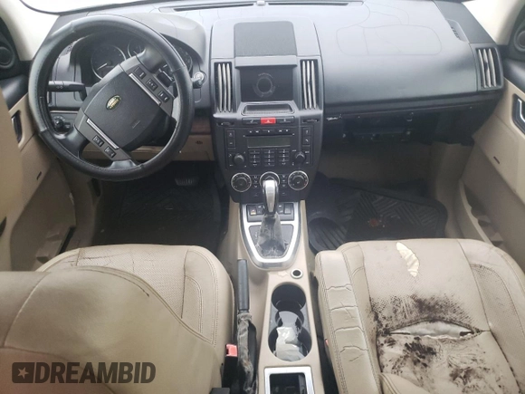 2010 Land Rover LR2 HSE with VIN SALFT2BN6AH188167, listed as a Copart auction lot 65749334 with 195,491 mi miles and Salvage Title. Bid and sale history available at DreamBid. Image 8.
