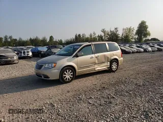 2016 Chrysler Town & Country Touring with VIN 2C4RC1BG2GR247034, listed as a Copart auction lot 70764594 with 112,998 mi miles and Non Repairable. Bid and sale history available at DreamBid. Image 12.