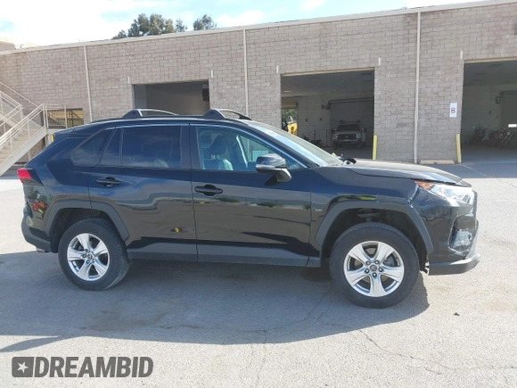 2020 Toyota RAV4 Hybrid XLE с VIN 2T3RWRFV0LW052144, выставлен на аукционе IAAI как лот 41941758 с пробегом 53 725 миль миль и . История ставок и продаж доступна на DreamBid. Изображение 13.