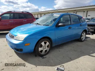 2007 Ford Focus S with VIN 1FAHP37NX7W325396, listed as a Copart auction lot 47282355 with 202,628 mi miles and Salvage Title. Bid and sale history available at carsss.com. Image 1.