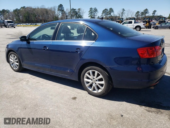 2013 Volkswagen Jetta SE z VIN 3VWDP7AJ8DM288024, wystawiony jako Copart lot #49385335 z przebiegiem 109 439 mil mil oraz Szkoda całkowita • Salvage title. Historia ofert i sprzedaży dostępna na DreamBid. Obrazek 2.