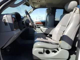 2005 Ford Super Duty F-250 XL with VIN 1FTSX20Y95EA84643, listed as a Copart auction lot 45469505 with 173,679 mi miles and Salvage Title. Bid and sale history available at carsss.com. Image 7.