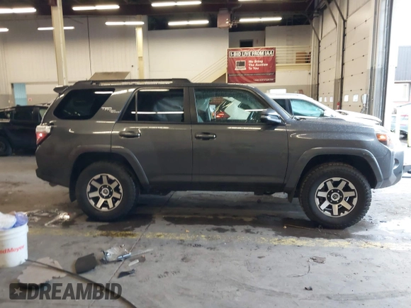 2022 Toyota 4Runner TRD Off Road Premium with VIN JTERU5JR8N6024617, listed as a IAAI auction lot 41120404 with 53,431 mi miles and . Bid and sale history available at DreamBid. Image 14.