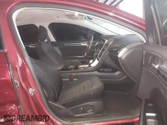 2015 Ford Fusion SE with VIN 3FA6P0H78FR212456, listed as a IAAI auction lot 41110843 with 97,535 mi miles and . Bid and sale history available at DreamBid. Image 5.