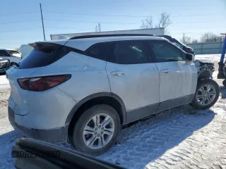 2021 Chevrolet Blazer LT with VIN 3GNKBHR49MS541772, listed as a Copart auction lot 46222455 with 39,369 mi miles and Salvage title. Bid and sale history available at DreamBid. Image 3.