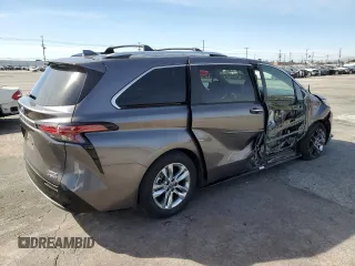 2022 Toyota Sienna Limited with VIN 5TDZSKFC9NS058286, listed as a Copart auction lot 79701814 with 53,235 mi miles and Salvage Title. Bid and sale history available at carsss.com. Image 3.