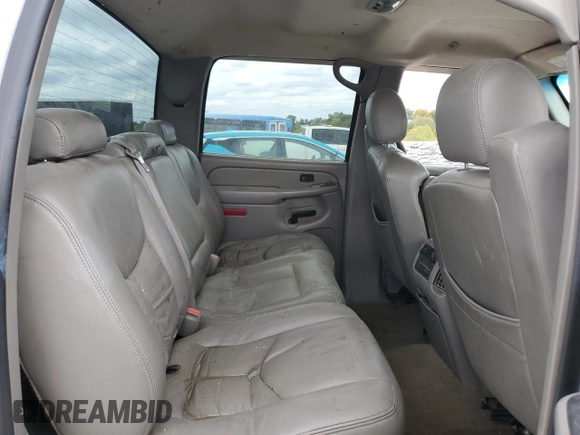 2006 GMC Sierra 3500 DRW SLE1 z VIN 1GTJK33D16F207548, wystawiony jako Copart lot #72369554 z przebiegiem Nie podano mil oraz Szkody całkowita. Historia ofert i sprzedaży dostępna na DreamBid. Obrazek 10.